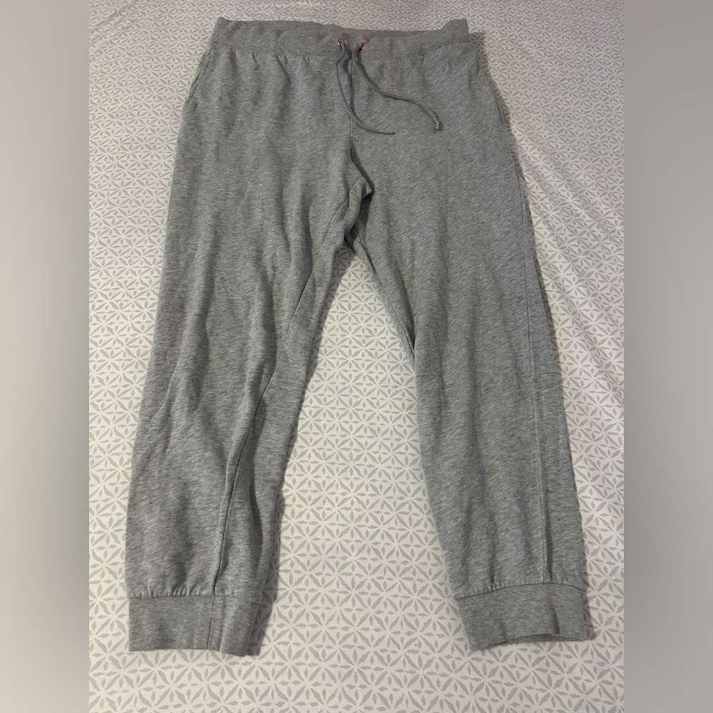 Victoria sport sweat pants great condition